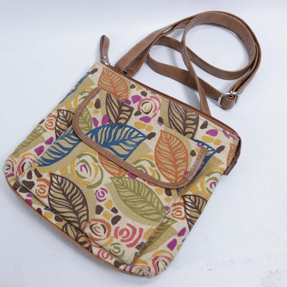 Relic Crossbody Handbag S Multicolor Floral Canvas Nylon Organizer Pockets Cards